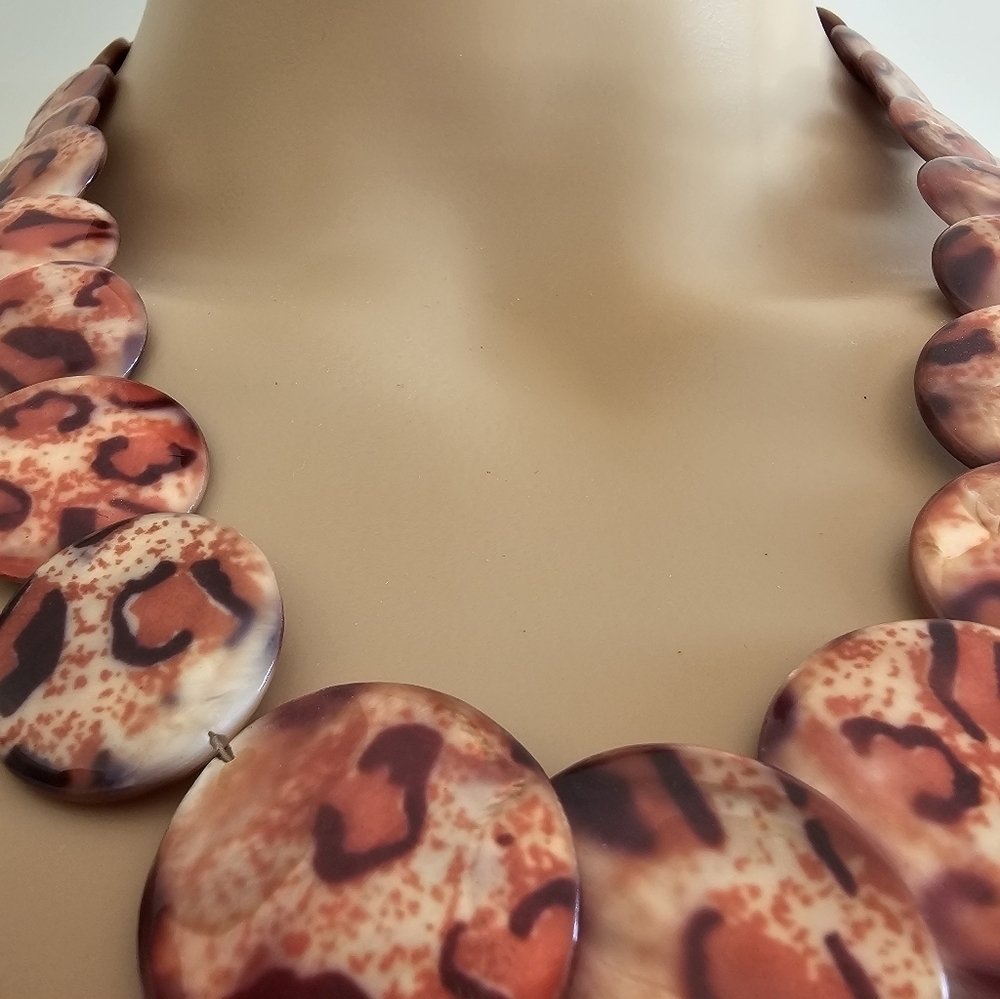 Tortoise Shell Necklace - Picture 6 of 6